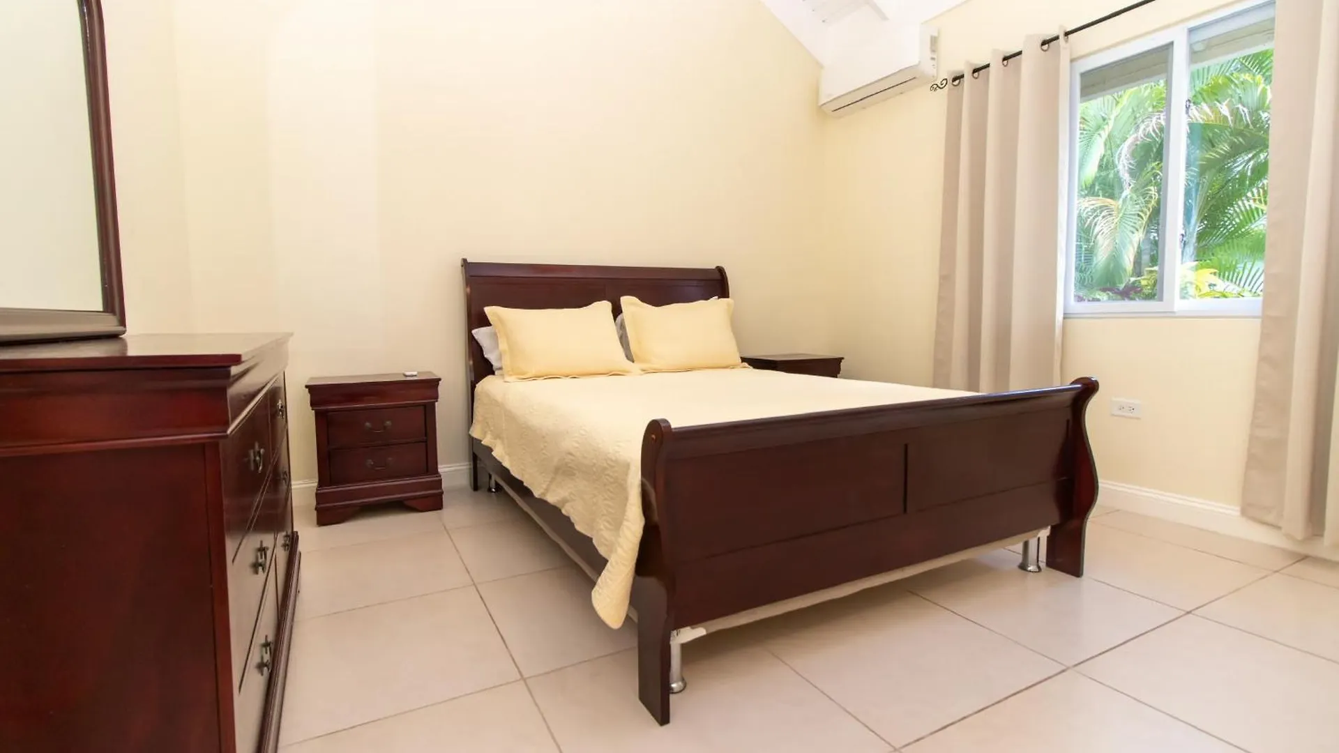 Villa Dreamvilla Richmond Estates Priory